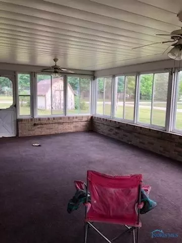 711 E North St, West Unity, OH 43570 photo 4