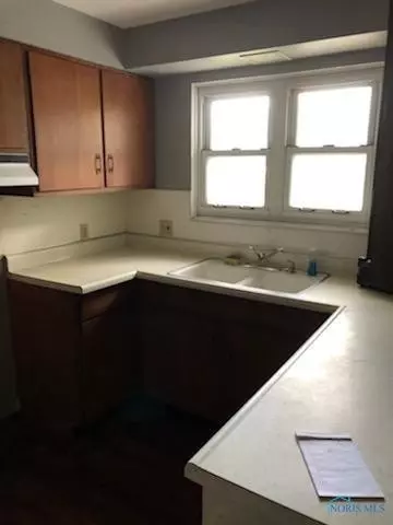 711 E North St, West Unity, OH 43570 photo 9