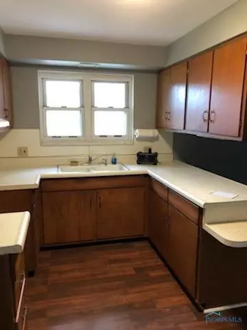 711 E North St, West Unity, OH 43570 photo 10