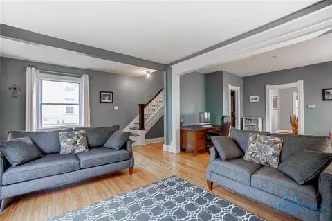124 E Harrison St, Maumee, OH 43537 photo 9