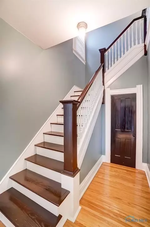 124 E Harrison St, Maumee, OH 43537 photo 5