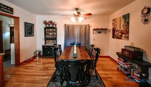 287 E Main St, Mccomb, OH 45858 photo 8