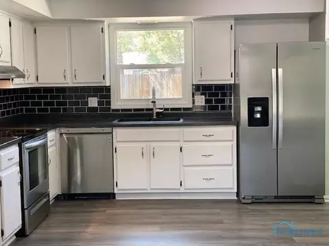502 Wesley Ave, Bryan, OH 43506 photo 6