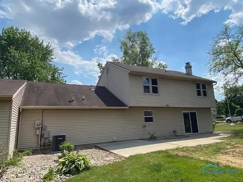 502 Wesley Ave, Bryan, OH 43506 photo 2