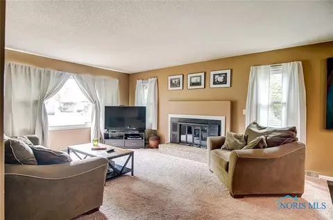 2324 Springmill Rd, Findlay, OH 45840 photo 1