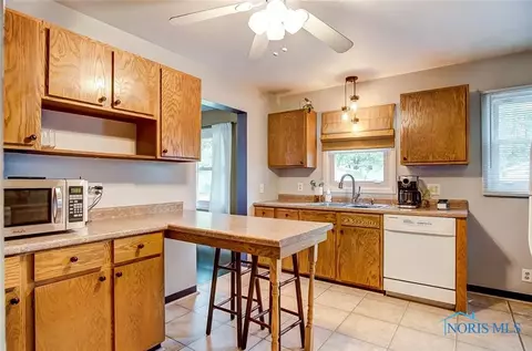 2324 Springmill Rd, Findlay, OH 45840 photo 11