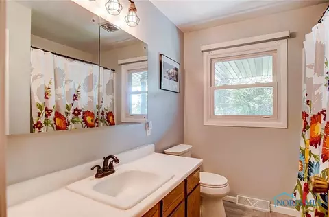 2324 Springmill Rd, Findlay, OH 45840 photo 13