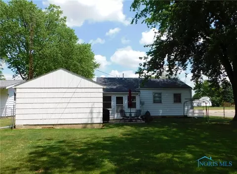 210 S Cedar St, West Unity, OH 43570 photo 5
