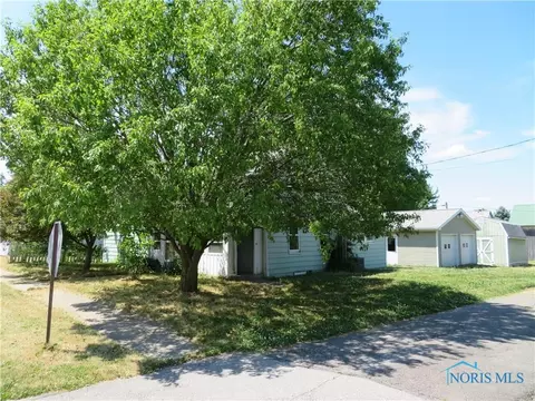 206 Main St, Leipsic, OH 45856 photo 3
