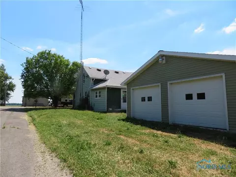 206 Main St, Leipsic, OH 45856 photo 4