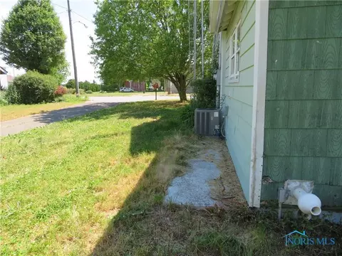 206 Main St, Leipsic, OH 45856 photo 7
