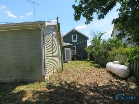 206 Main St, Leipsic, OH 45856 photo 6
