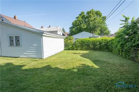 3920 Drexel Dr, Toledo, OH 43612 photo 30