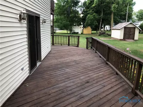 406 E Church St, West Unity, OH 43570 photo 10