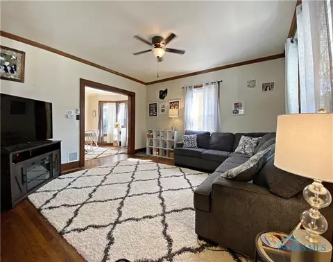 357 Hedges St, Tiffin, OH 44883 photo 8