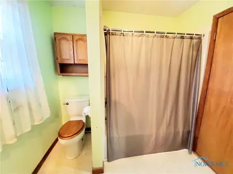 106 Elm St, Wayne, OH 43466 photo 9