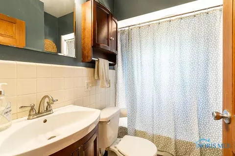 2007 Glenview Dr, Maumee, OH 43537 photo 24