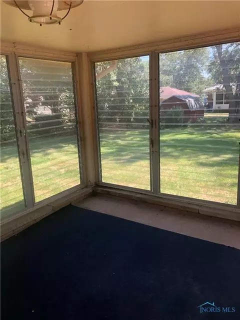 3512 Fleitz Dr, Oregon, OH 43616 photo 12