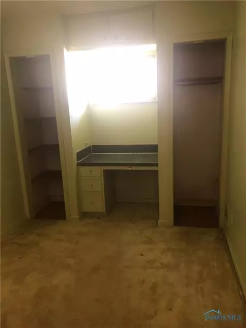 3512 Fleitz Dr, Oregon, OH 43616 photo 9