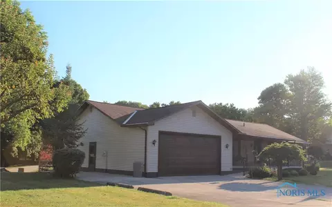 100 Spring St, Upper Sandusky, OH 43351 photo 3