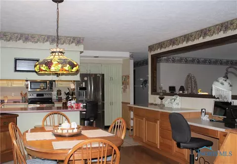 100 Spring St, Upper Sandusky, OH 43351 photo 17