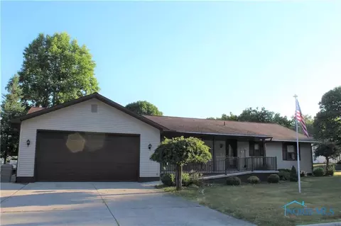 100 Spring St, Upper Sandusky, OH 43351 photo 2