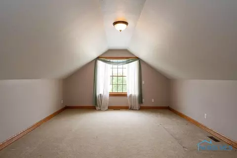 8967 White Eagle E, Sylvania, OH 43560 photo 18