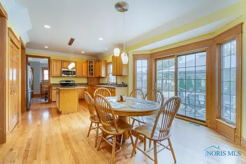 8967 White Eagle E, Sylvania, OH 43560 photo 9