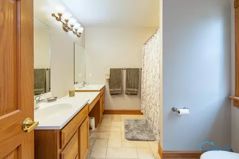 8967 White Eagle E, Sylvania, OH 43560 photo 19