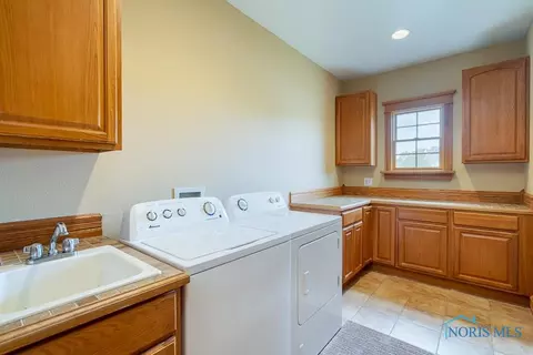8967 White Eagle E, Sylvania, OH 43560 photo 14