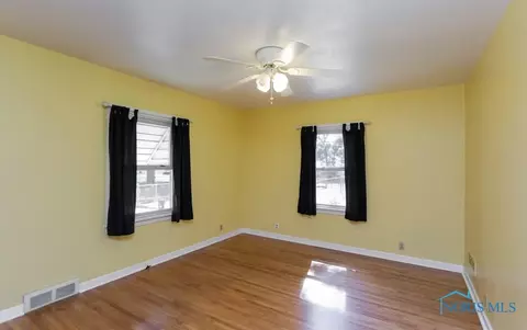 1065 Leith St, Maumee, OH 43537 photo 13