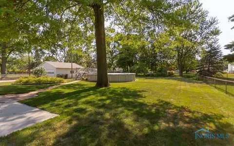 1065 Leith St, Maumee, OH 43537 photo 22