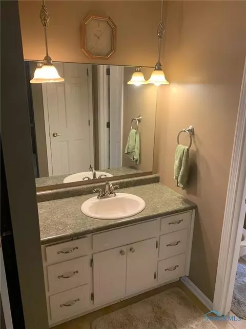 725 Wesley Ave, Bryan, OH 43506 photo 17