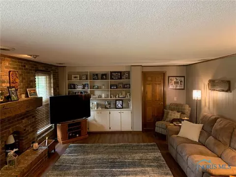 725 Wesley Ave, Bryan, OH 43506 photo 12