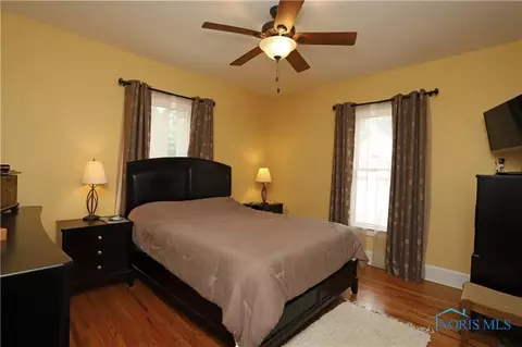 407 E John St, Maumee, OH 43537 photo 23
