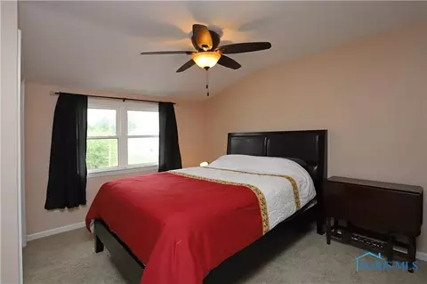 407 E John St, Maumee, OH 43537 photo 29