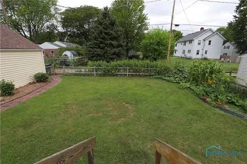 407 E John St, Maumee, OH 43537 photo 38