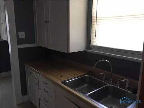 741 Wright Ave, Toledo, OH 43609 photo 7
