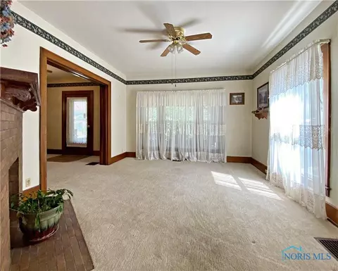 60 Walker St, Tiffin, OH 44883 photo 8