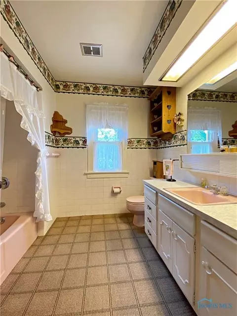 60 Walker St, Tiffin, OH 44883 photo 19