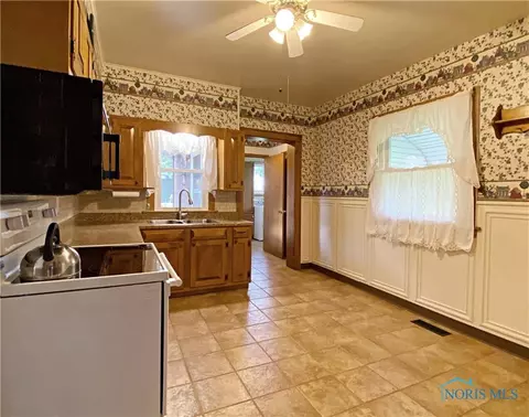 60 Walker St, Tiffin, OH 44883 photo 15