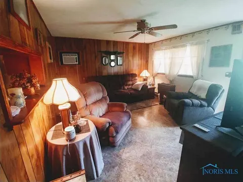 29 Main St, Leipsic, OH 45856 photo 13