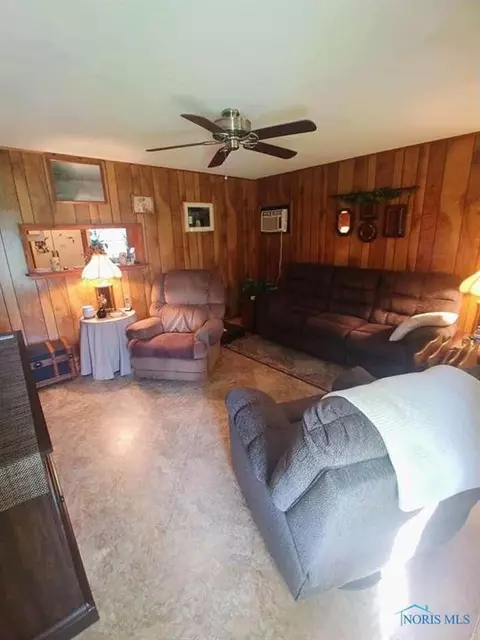 29 Main St, Leipsic, OH 45856 photo 15