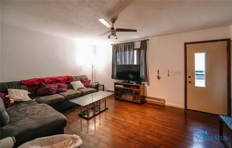 117 S Meadow Dr, Mccomb, OH 45858 photo 5