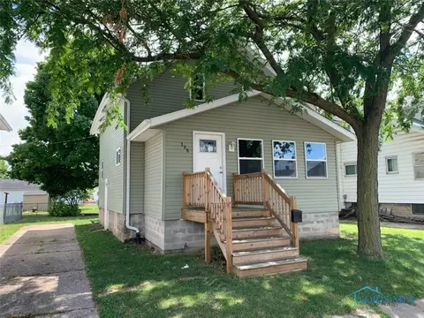208 E Wilson St, Bryan, OH 43506 photo 1