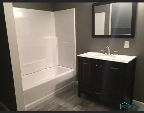 208 E Wilson St, Bryan, OH 43506 photo 7