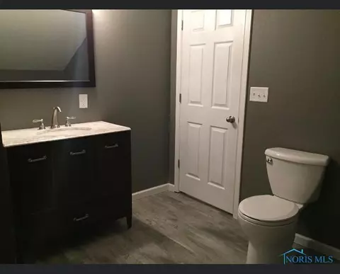 208 E Wilson St, Bryan, OH 43506 photo 6