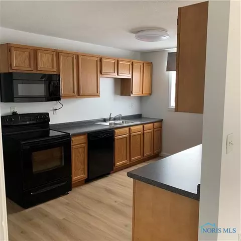 131 Edith Ave, Findlay, OH 45840 photo 5