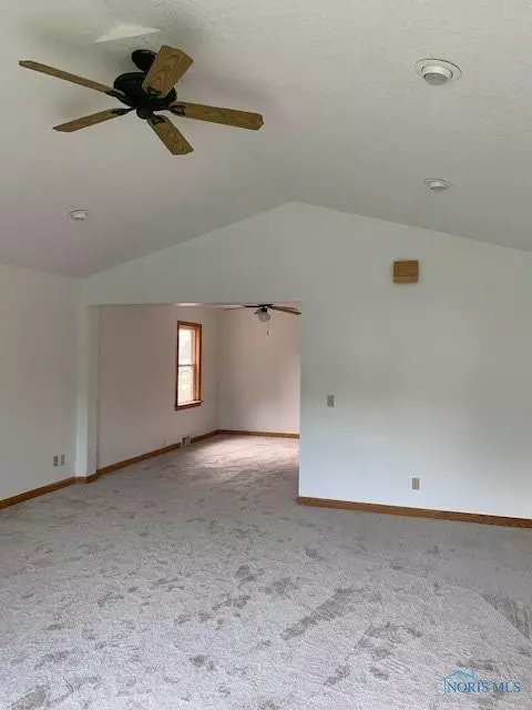 534 W Main St, Deshler, OH 43516 photo 14