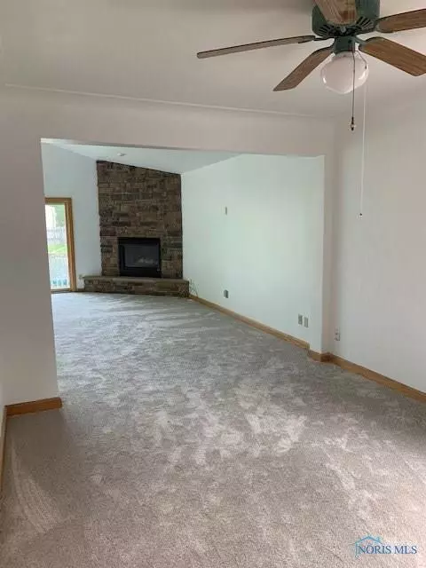 534 W Main St, Deshler, OH 43516 photo 13